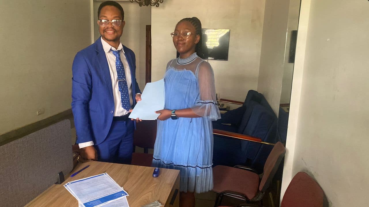 Remise de document contractuel Vision Pub